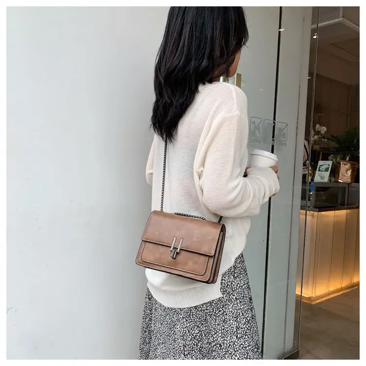 Women's Retro Chain Messenger Bag Small Square Shoulder — feature 20