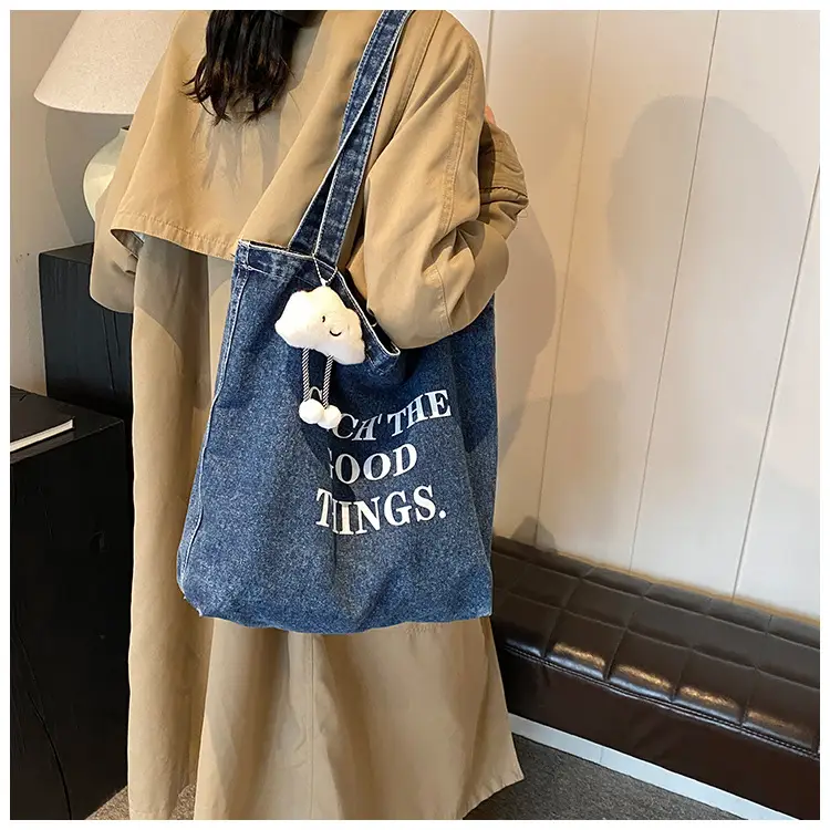 Women Denim Tote Bag with Cloud Decor 2024 — feature 17