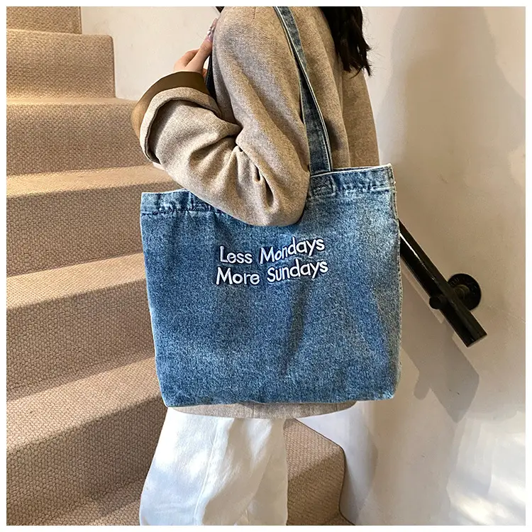 Women Denim Tote Bag with Cloud Decor 2024 — feature 21