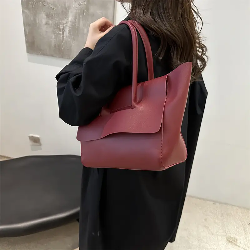 Retro Red Women's Shoulder Bag 2024 - Image 7