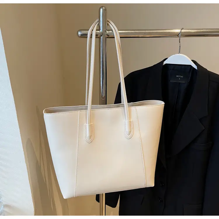 Large Capacity Black Women's Tote Bag — feature 12