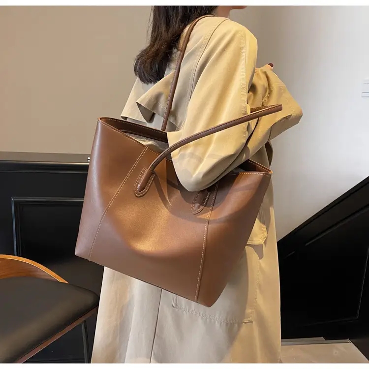 Large Capacity Black Women's Tote Bag — feature 23