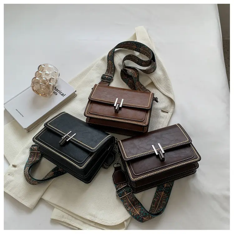 Vintage Brown Leather Shoulder Messenger Bag for Women — feature 10