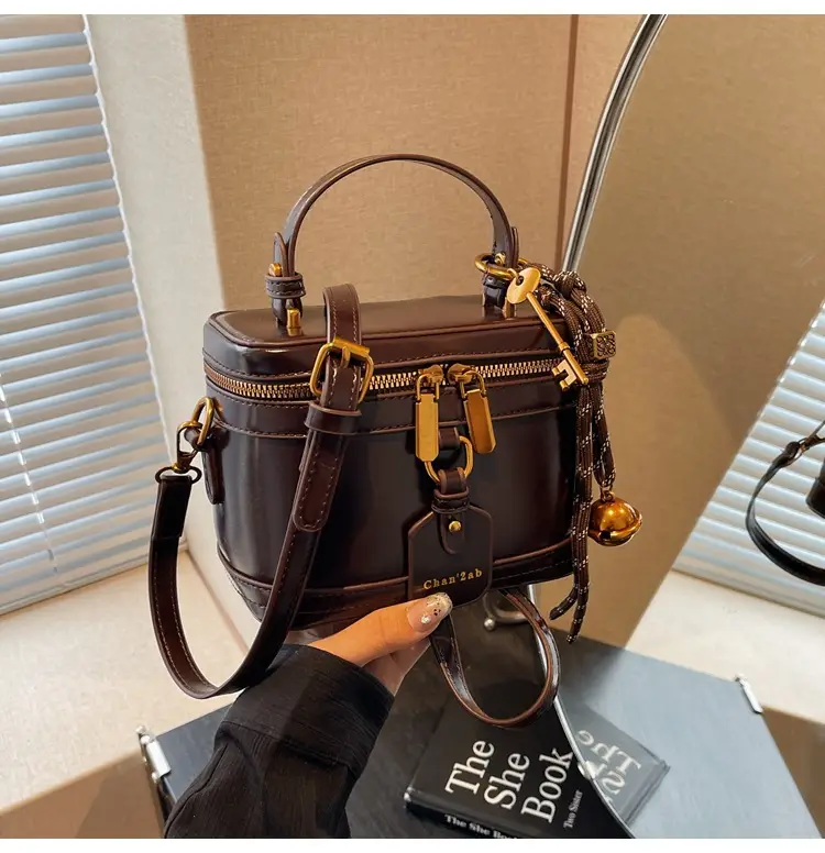 2025 New High-End Brown Box Bag for Women — feature 18