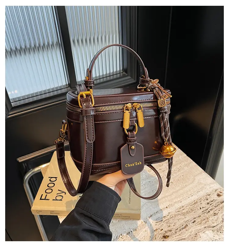 2025 New High-End Brown Box Bag for Women — feature 3
