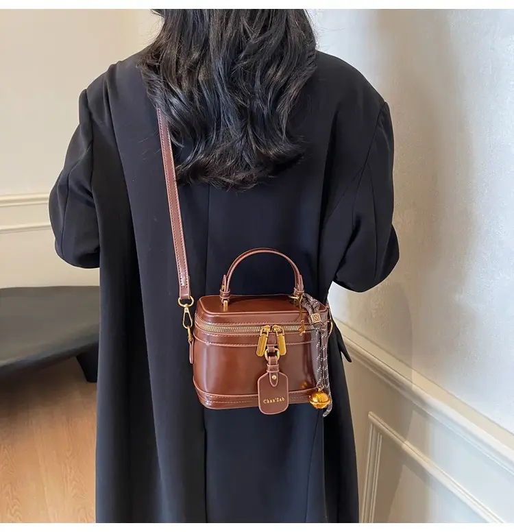 2025 New High-End Brown Box Bag for Women — feature 32