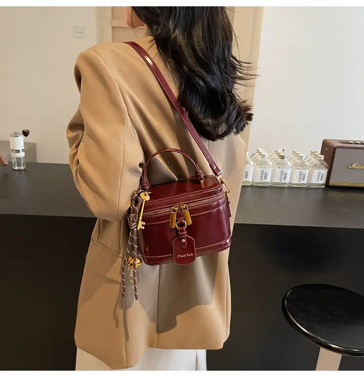 2025 New High-End Brown Box Bag for Women — feature 38