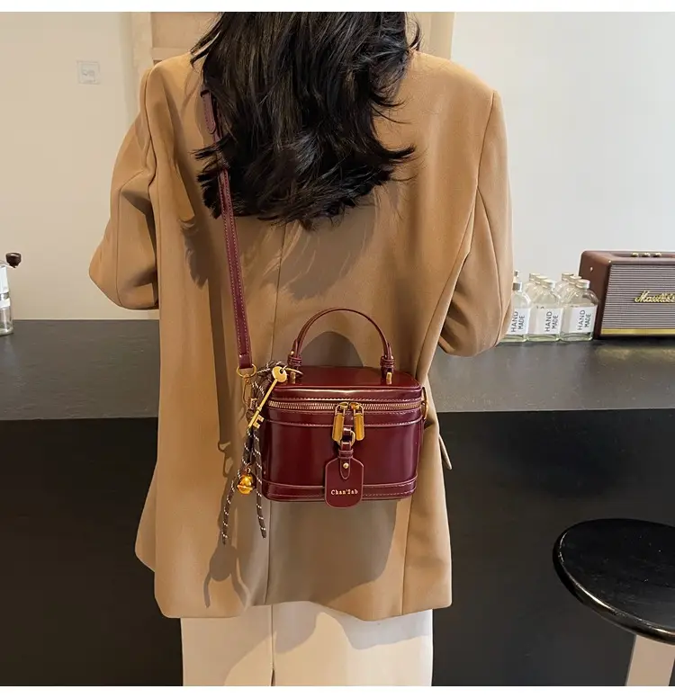2025 New High-End Brown Box Bag for Women — feature 39