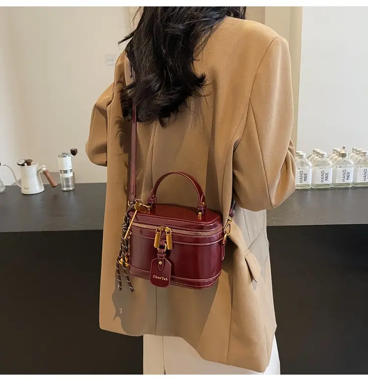 2025 New High-End Brown Box Bag for Women — feature 40