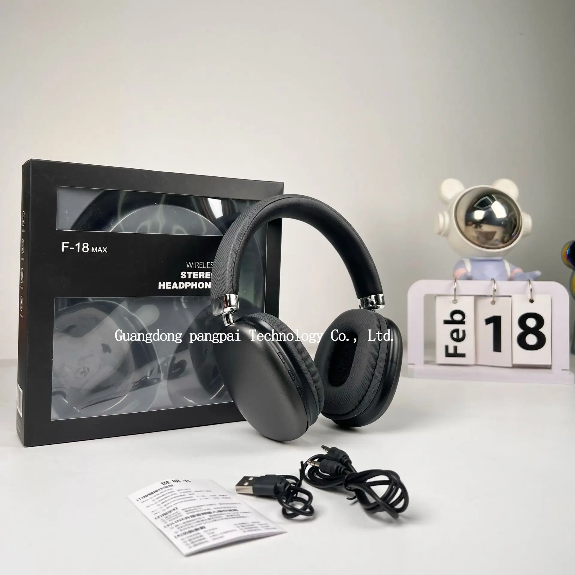 F18 True Wireless Headset White Ultra Long Battery - Image 3
