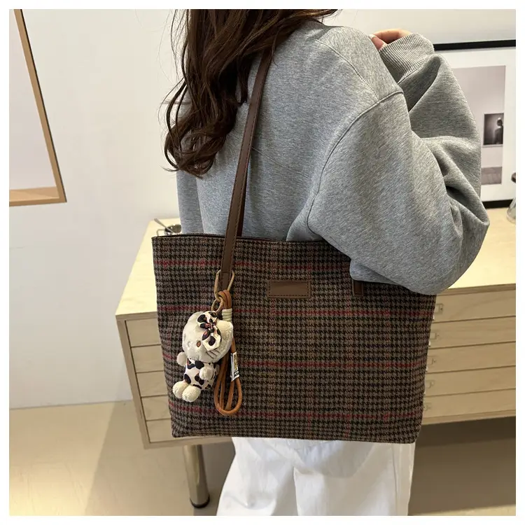 Korean Style Plaid Shoulder Bag for Women - Image 8