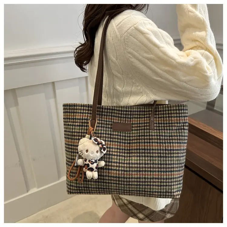 Korean Style Plaid Shoulder Bag for Women — feature 13