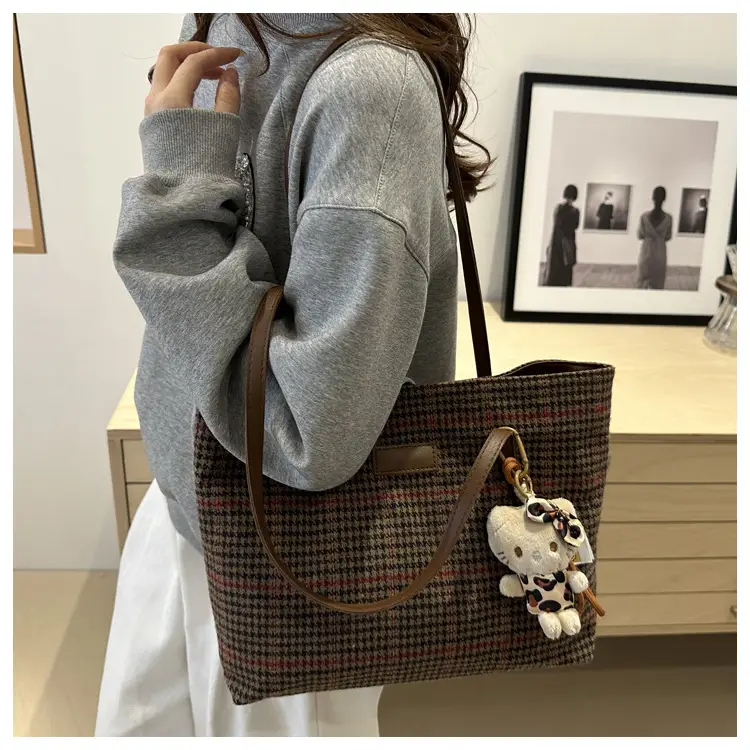 Korean Style Plaid Shoulder Bag for Women — feature 19