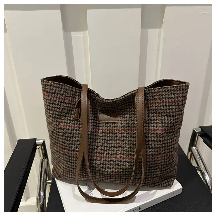 Korean Style Plaid Shoulder Bag for Women - Image 5