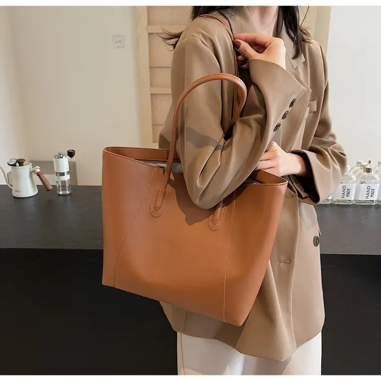 Women's Large Capacity Tan Leather Tote Bag — feature 28