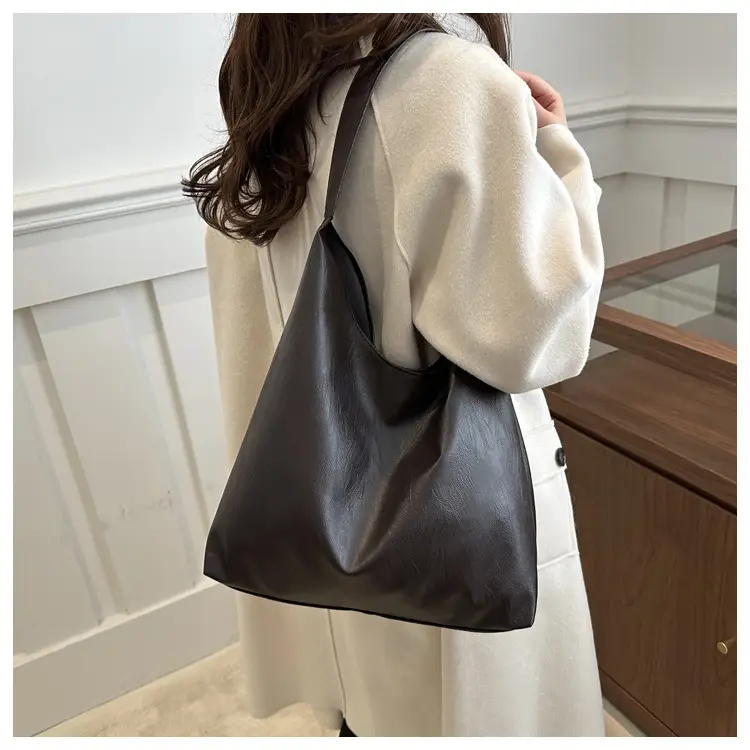 Women Vintage Brown Leather Shoulder Bag 2024 — feature 13