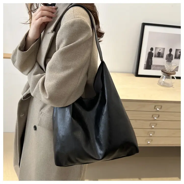 Women Vintage Brown Leather Shoulder Bag 2024 — feature 18