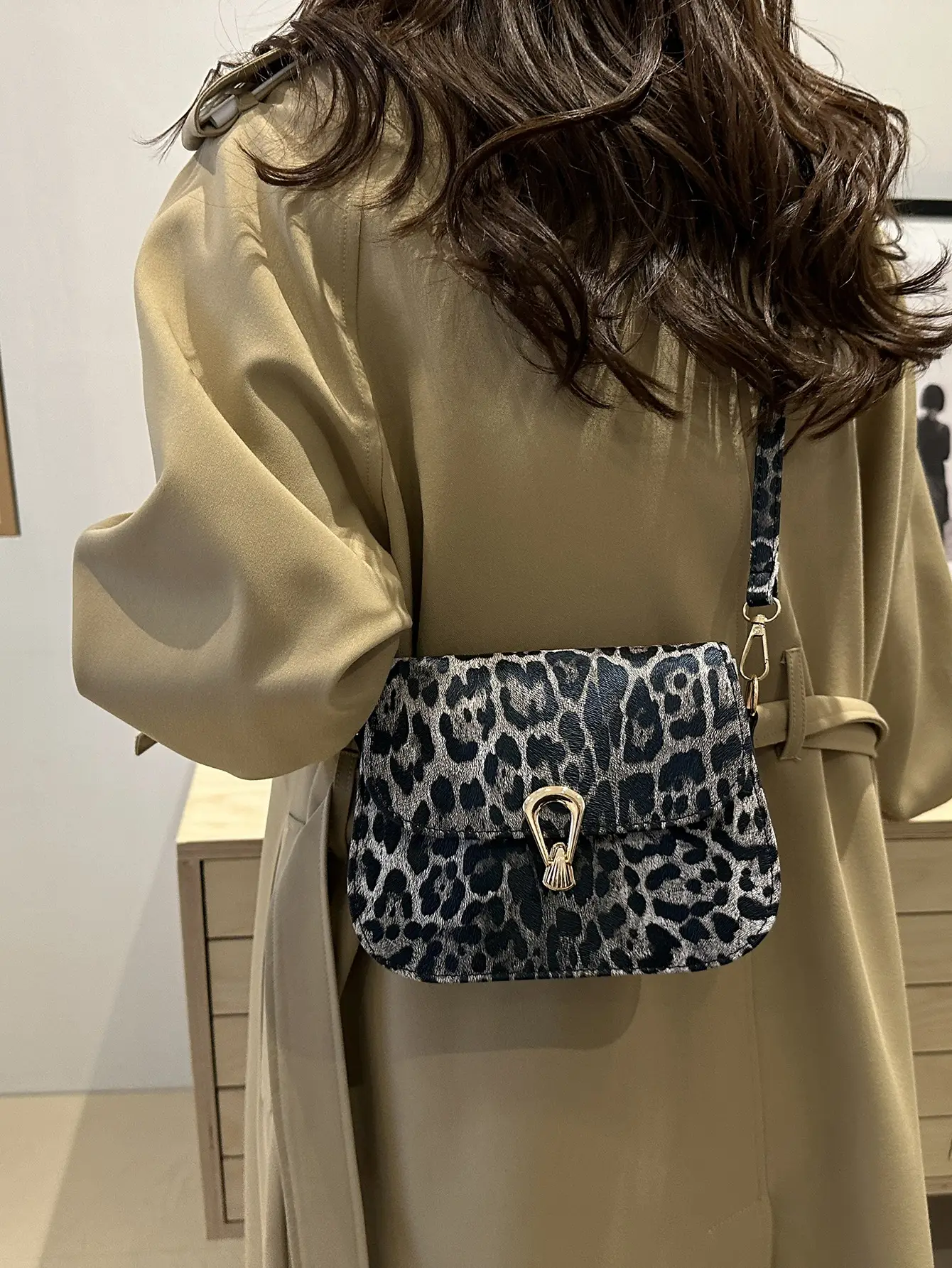Leopard Print Shoulder Crossbody Bag 2024