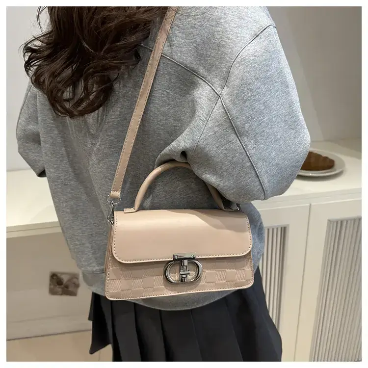 White Textured Lock Shoulder Bag for Women — feature 7