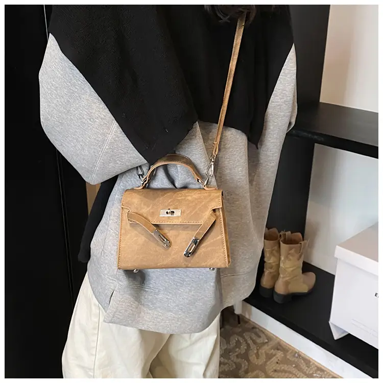 Women's Grey Velvet Shoulder Bag 2024 New Style — feature 15