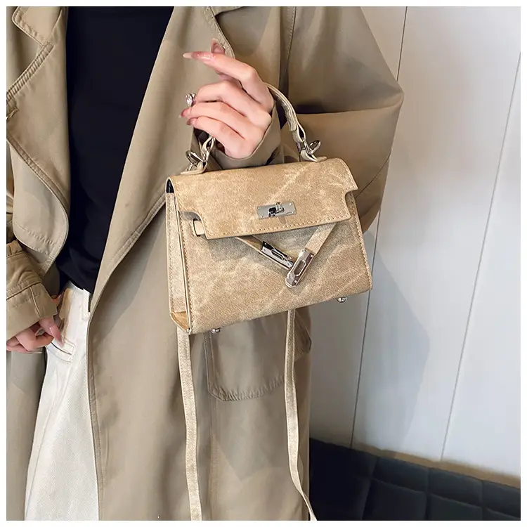 Women's Grey Velvet Shoulder Bag 2024 New Style — feature 23