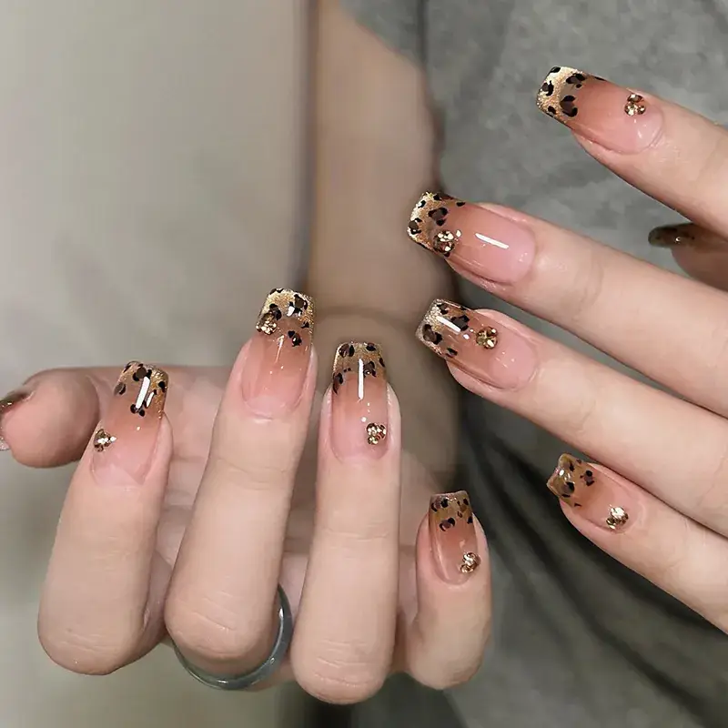 Maillard Leopard Print Fake Nails Autumn Winter - Image 3