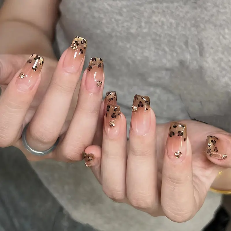 Maillard Leopard Print Fake Nails Autumn Winter — feature 14