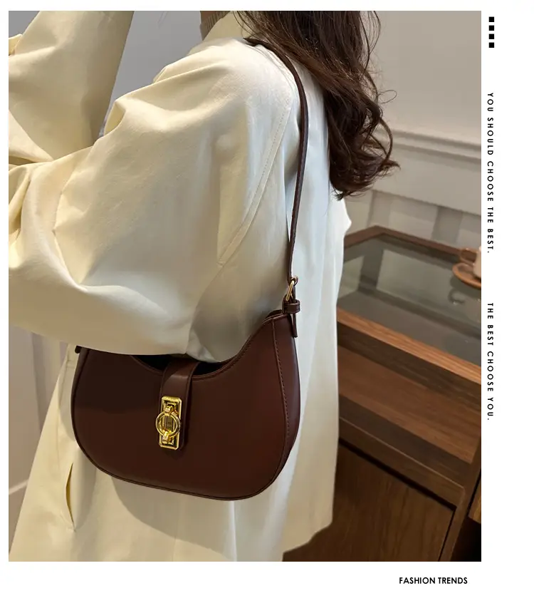 Black High-end Women's Shoulder Bag with Gold Clasp — feature 1
