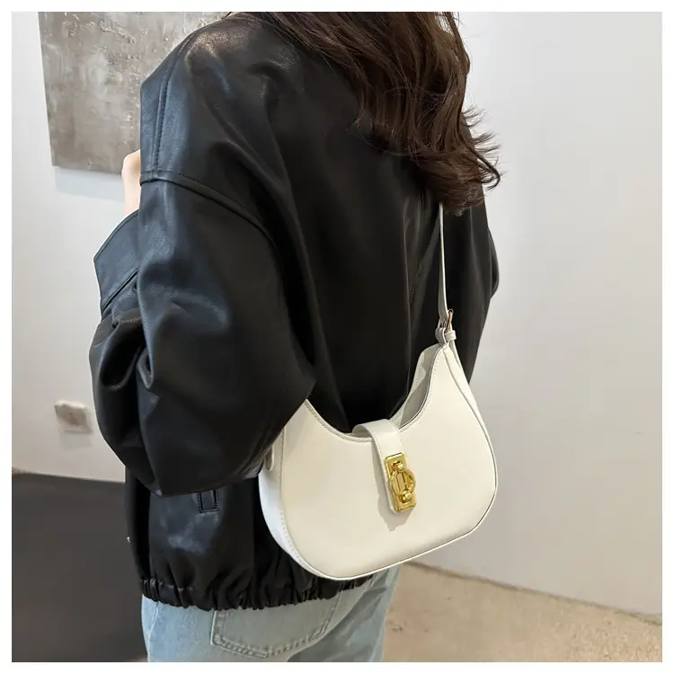 Black High-end Women's Shoulder Bag with Gold Clasp — feature 14