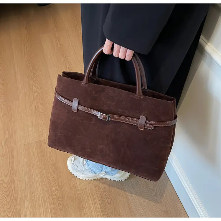 Women Frosted Red Shoulder Bag Large Capacity 2026 — feature 15