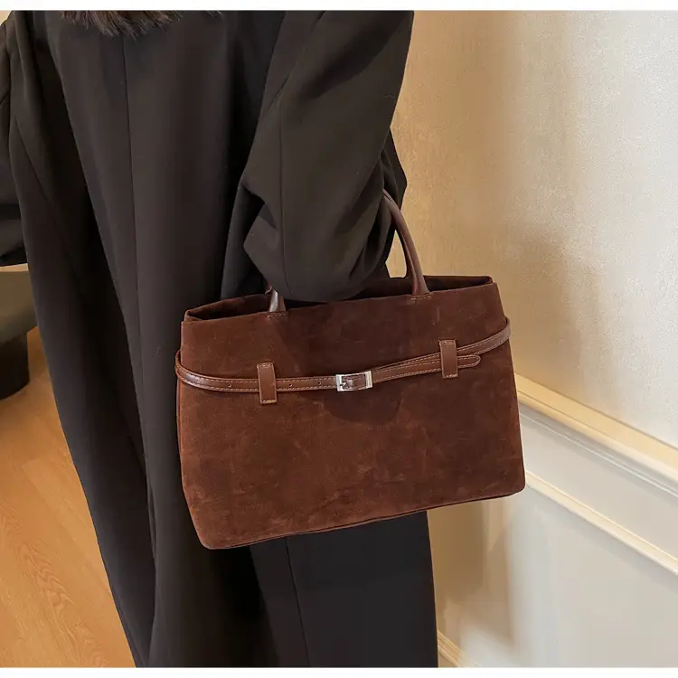 Women Frosted Red Shoulder Bag Large Capacity 2026 — feature 16
