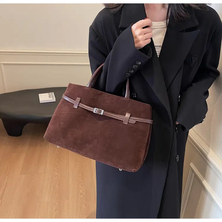 Women Frosted Red Shoulder Bag Large Capacity 2026 — feature 19