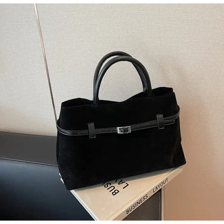 Women Frosted Red Shoulder Bag Large Capacity 2026 — feature 26