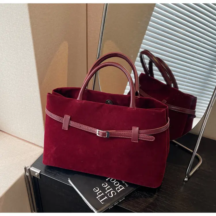 Women Frosted Red Shoulder Bag Large Capacity 2026 — feature 32