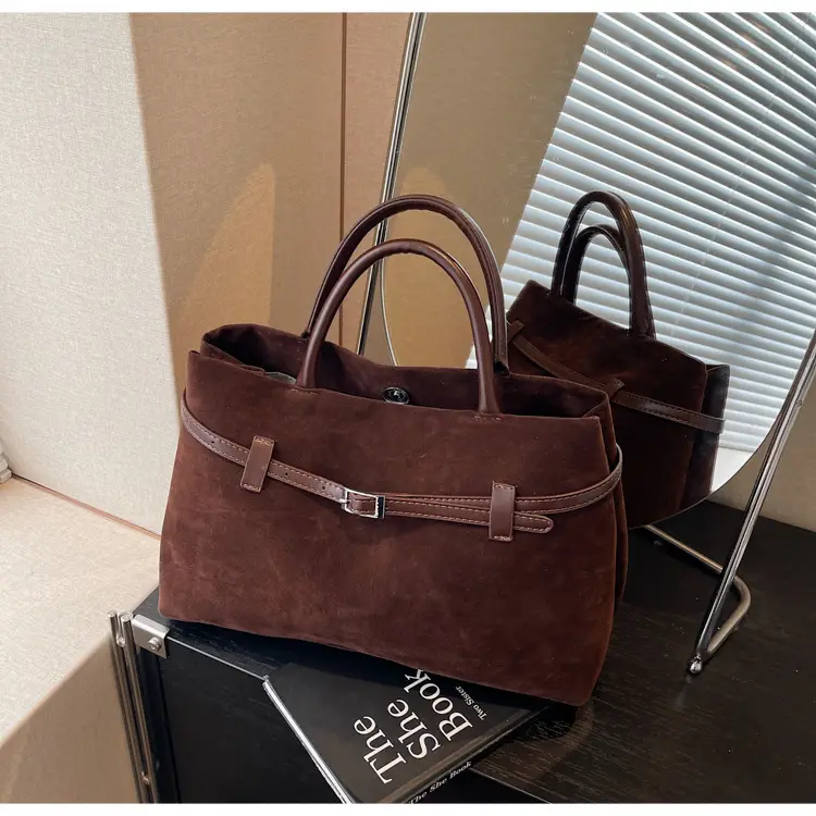 Women Frosted Red Shoulder Bag Large Capacity 2026 — feature 34