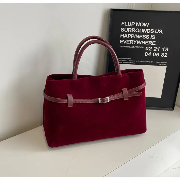 Women Frosted Red Shoulder Bag Large Capacity 2026 — feature 43