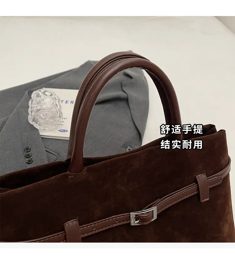 Women Frosted Red Shoulder Bag Large Capacity 2026 — feature 5