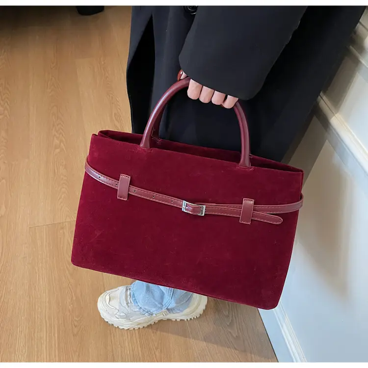 Women Frosted Red Shoulder Bag Large Capacity 2026 — feature 8