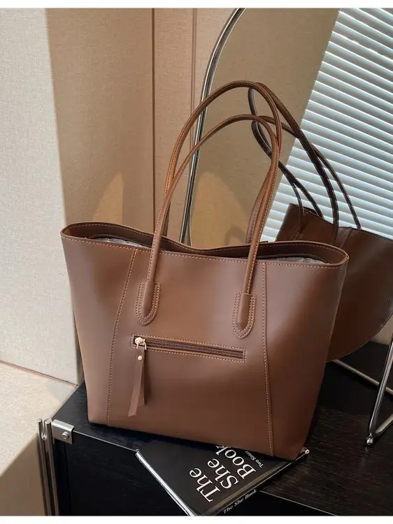 Large Capacity Solid Color Shoulder Bag for Women - Image 10