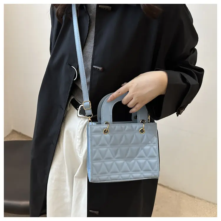 Black Rhombic Shoulder Crossbody Bag for Women 2024 — feature 12