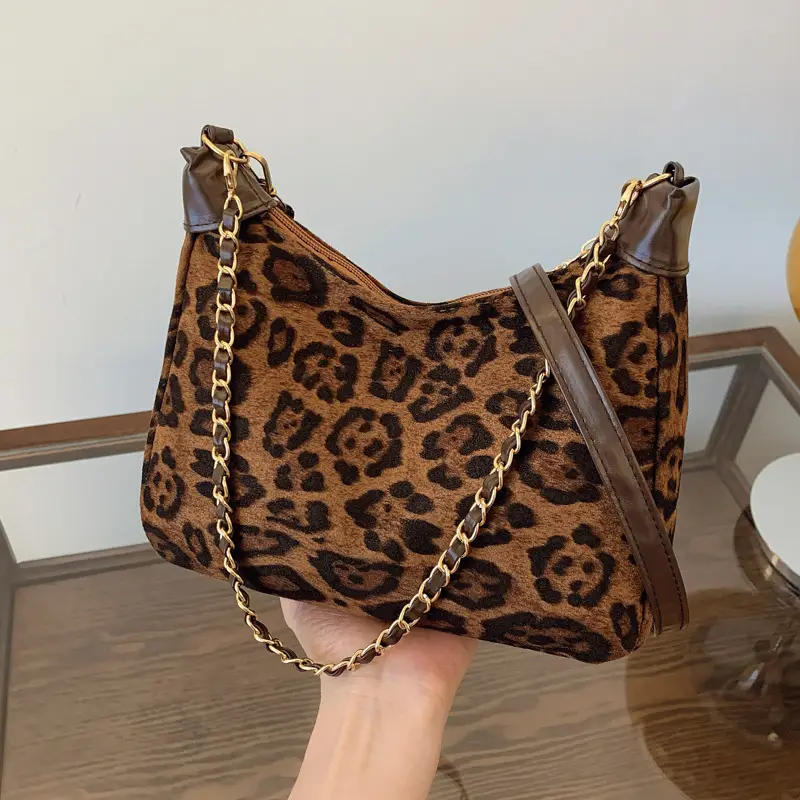 Leopard Print Chain Shoulder Bag for Women - Image 6