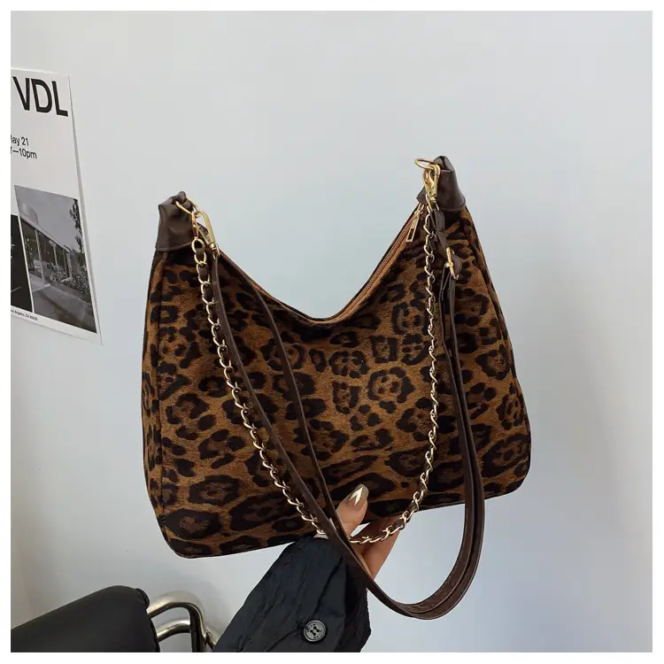 Leopard Print Chain Shoulder Bag for Women — feature 18