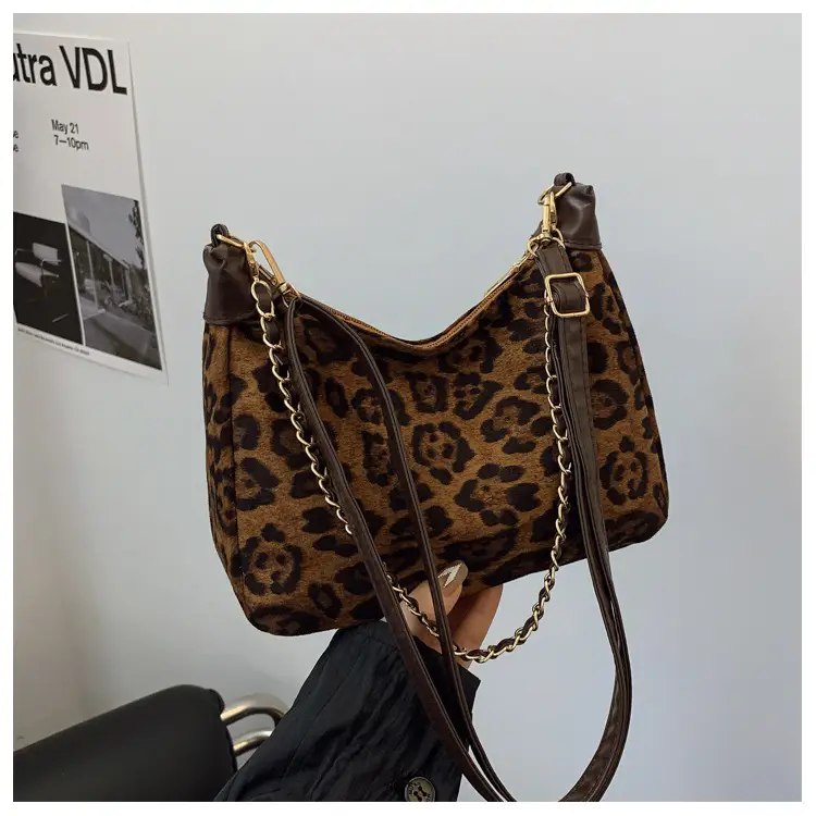 Leopard Print Chain Shoulder Bag for Women — feature 19
