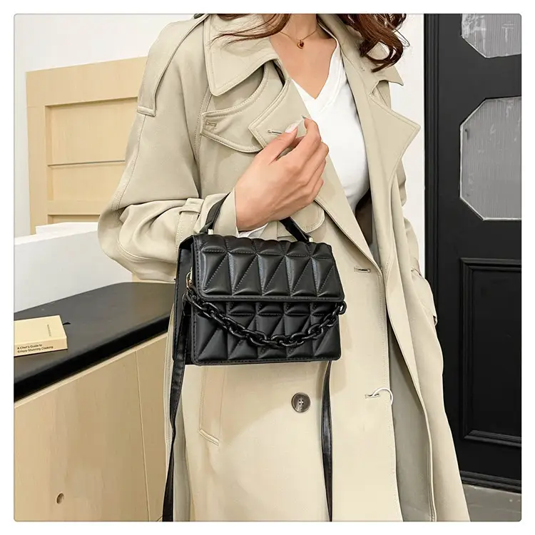 French Acrylic Chain Commuter Bag for Women — feature 12