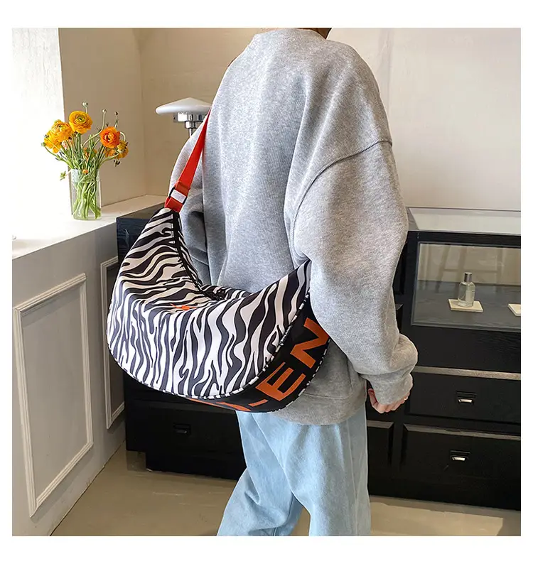 Red Trendy Crossbody Bag for Men Women — feature 26