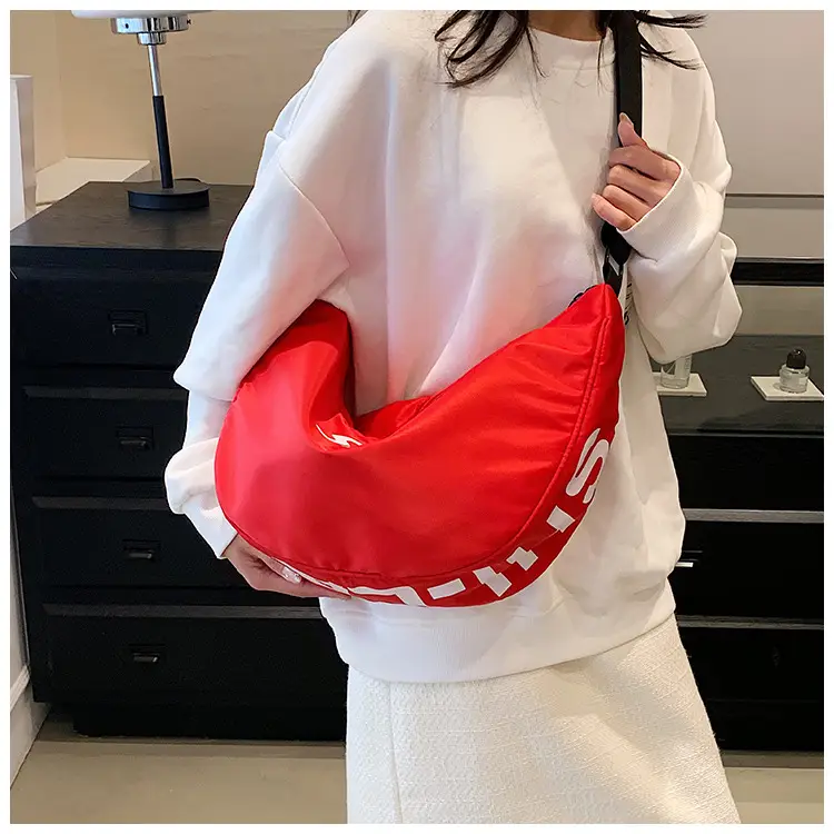 Red Trendy Crossbody Bag for Men Women — feature 31