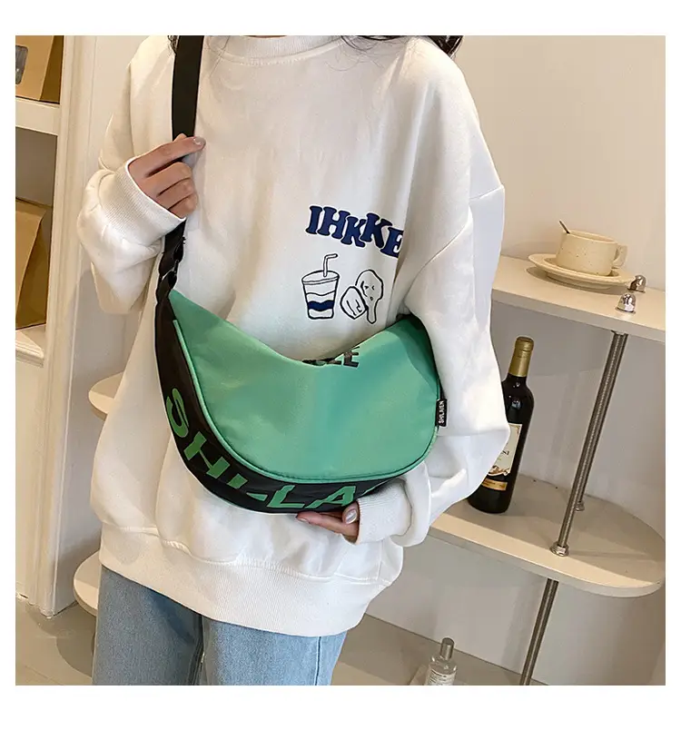 Red Trendy Crossbody Bag for Men Women — feature 5