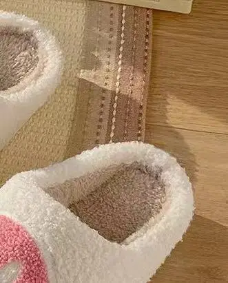 2024 Cross-border Gingerbread Man Explosions Winter Cotton Slippers Women Wholesale Indoor Home Plush Warm Slippers - Image 3