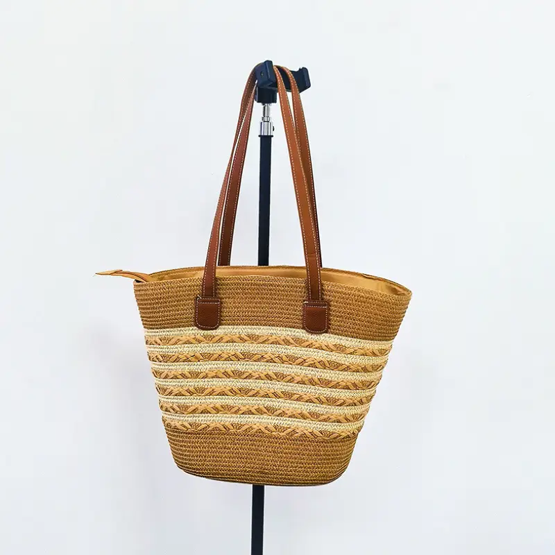 Woven Straw Armpit Bag Large Capacity Beach Use - Image 2