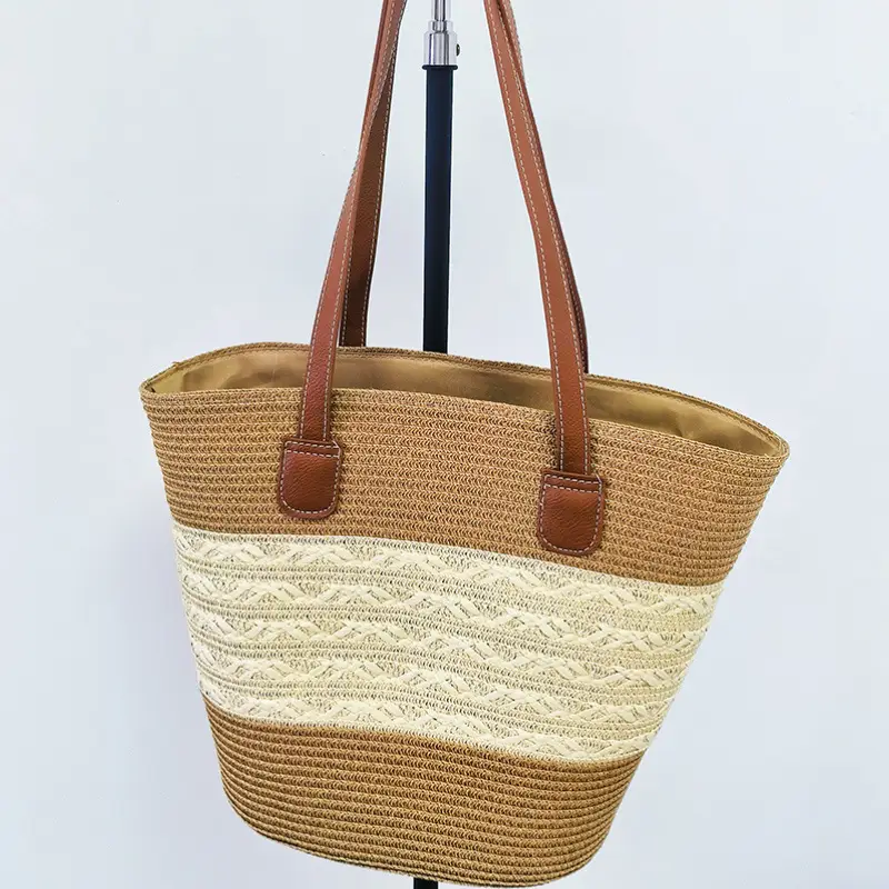 Woven Straw Armpit Bag Large Capacity Beach Use - Image 3